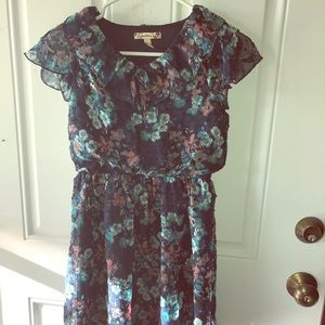 🔥3 for $15. Girls floral dress size 12